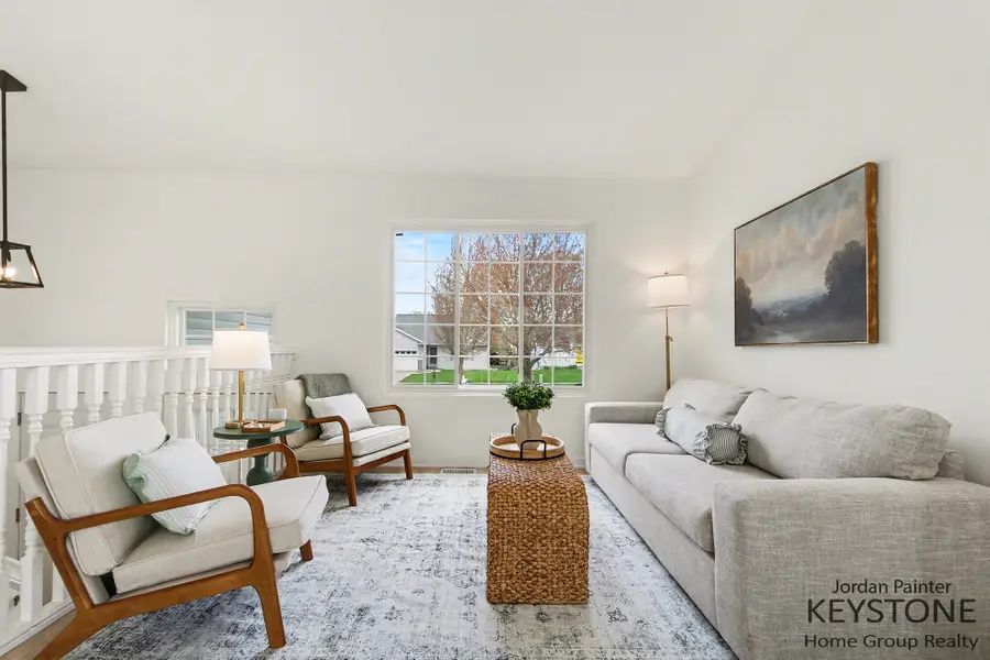 3048 Stonewood Street Nw, Grand Rapids, MI 49504 - #3