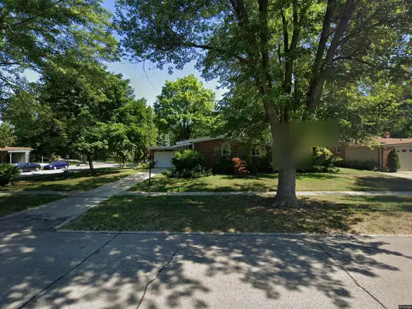 1050 Brooklawn Drive, Troy, MI 48084