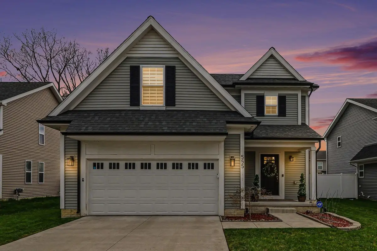 555 S Winding Drive, Waterford, MI 48328 - #1