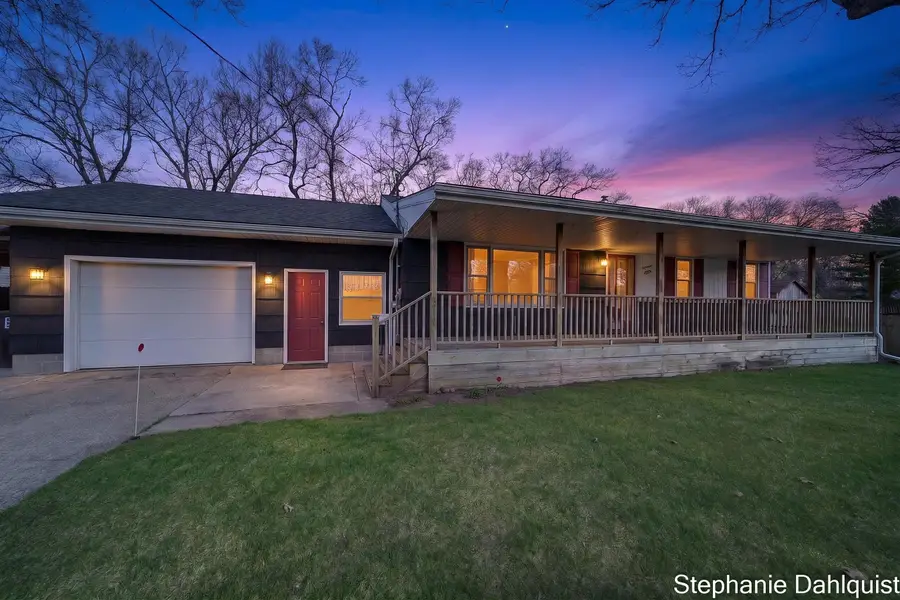 1415 Woodhaven Street, Muskegon, MI 49445 - #2