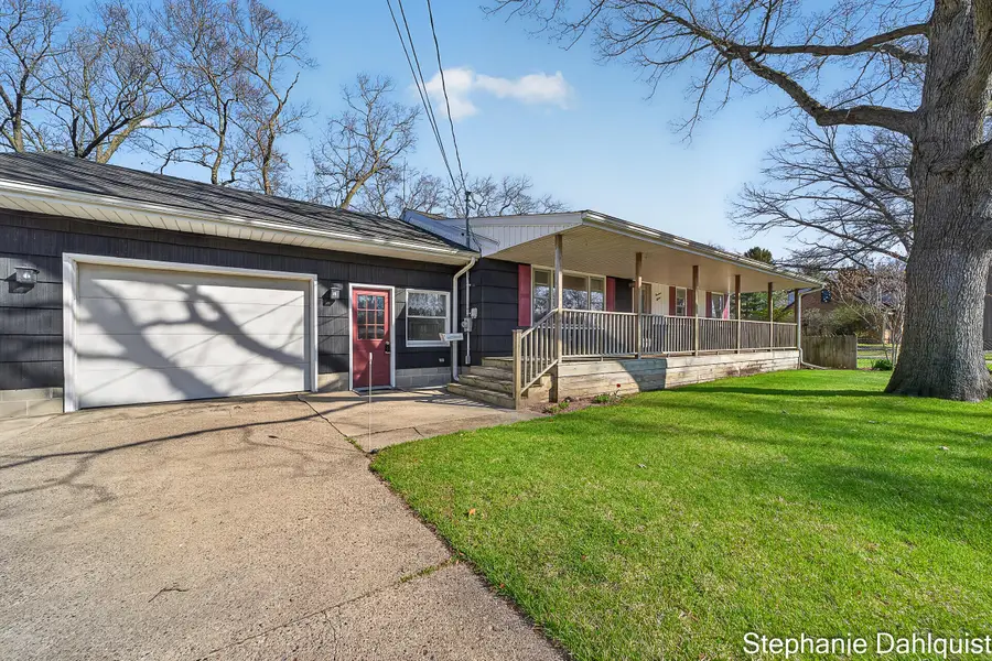 1415 Woodhaven Street, Muskegon, MI 49445 - #3