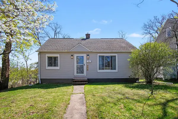956 College Avenue Ne, Grand Rapids, MI 49503