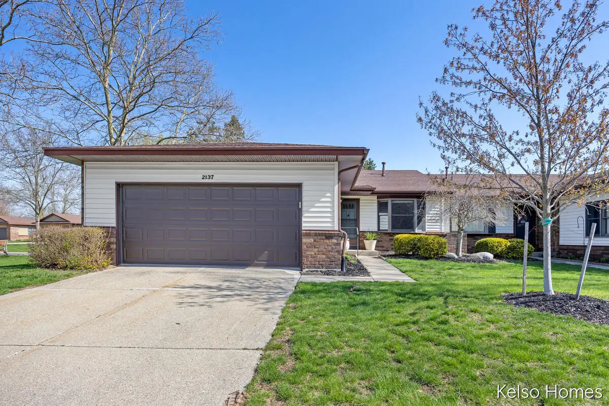 2137 Ter Van Drive Ne, Grand Rapids, MI 49505 - #1