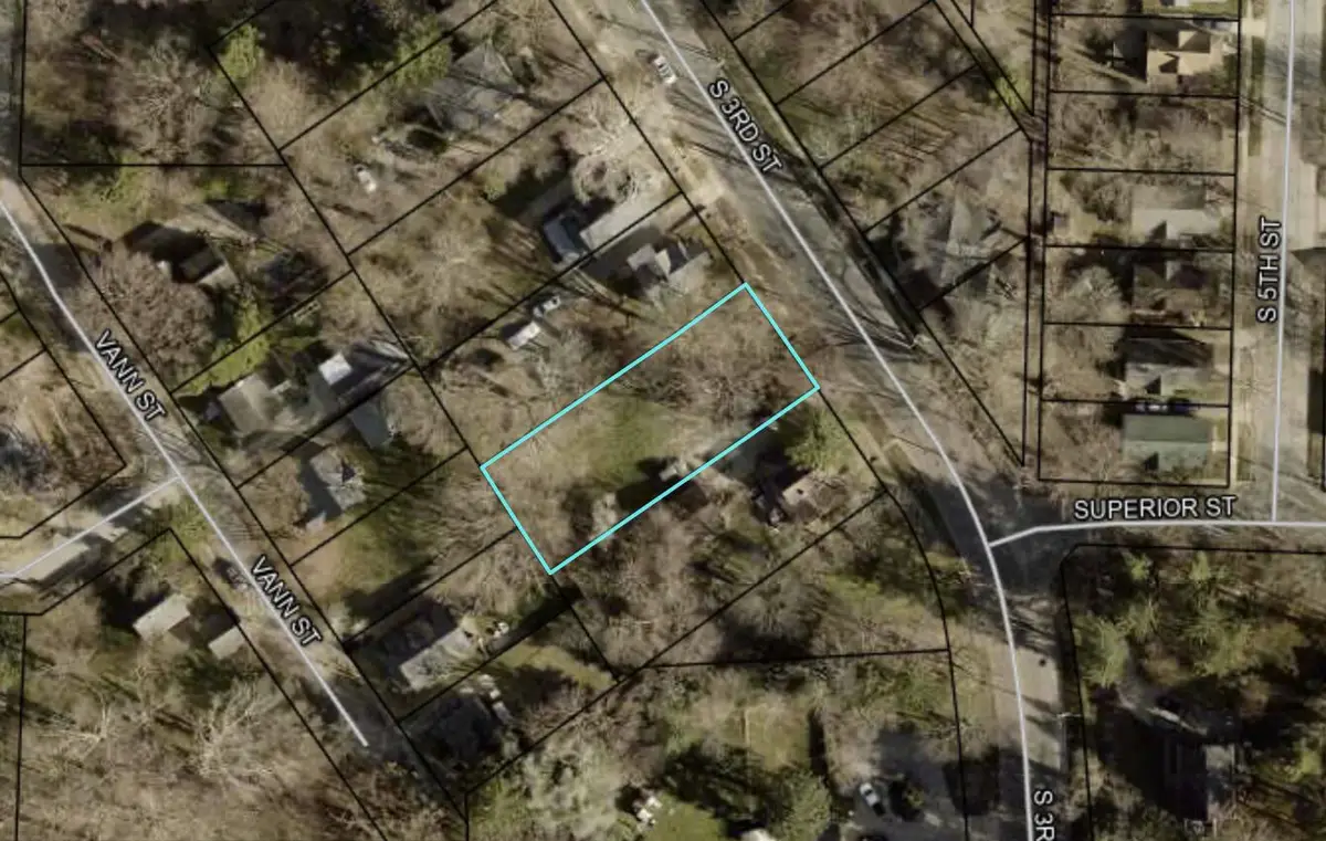 634 S 3rd Street, Niles, MI 49120 - #1