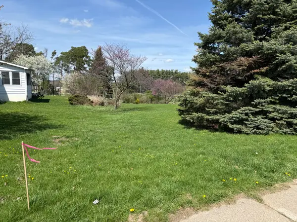 1703 Richmond Street Nw, Grand Rapids, MI 49504