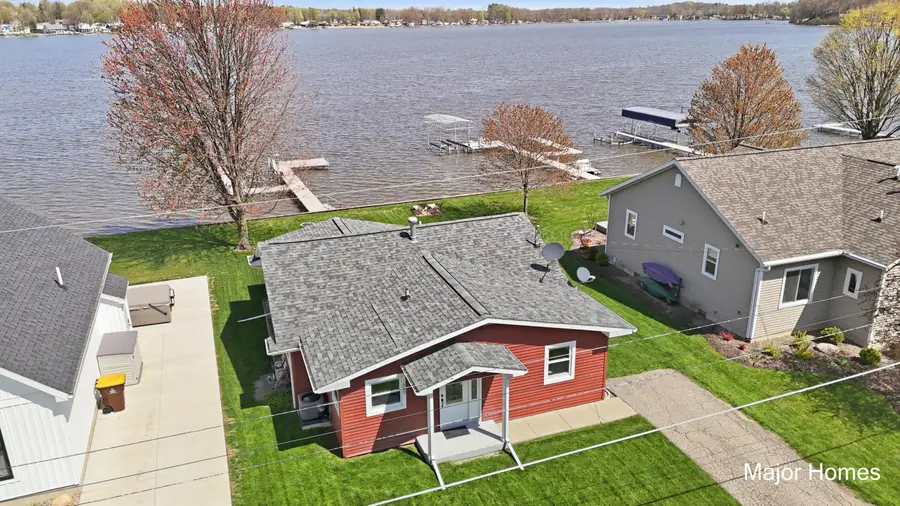547 Eagle Point Road, Lake Odessa, MI 48849 - #2
