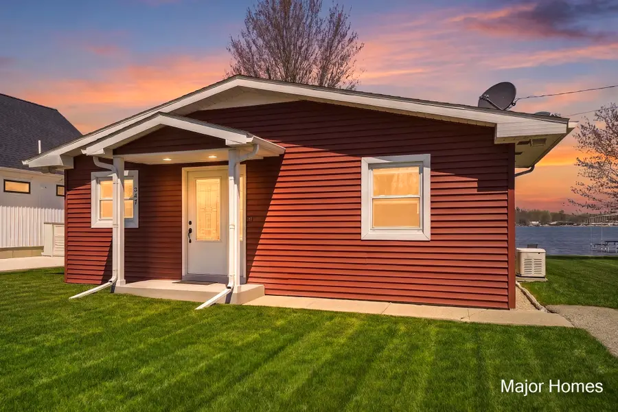 547 Eagle Point Road, Lake Odessa, MI 48849 - #3