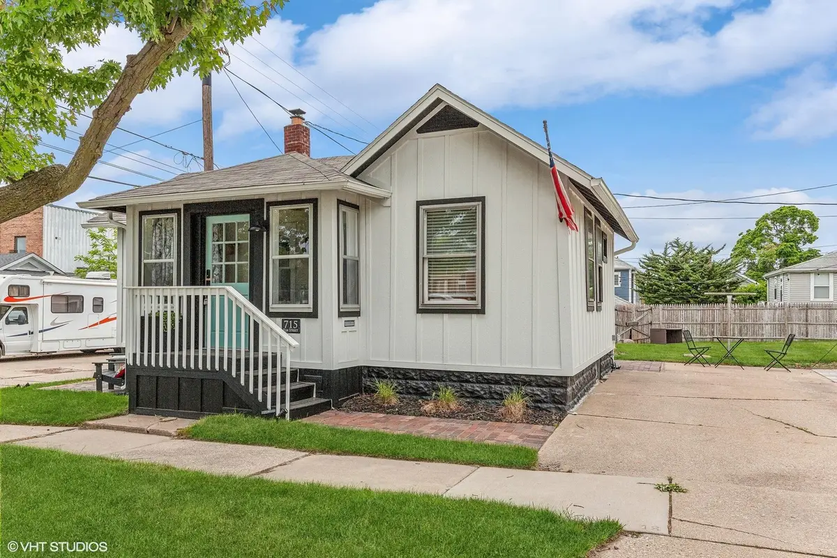 715 Elm Street, Saint Joseph, MI 49085 - #1