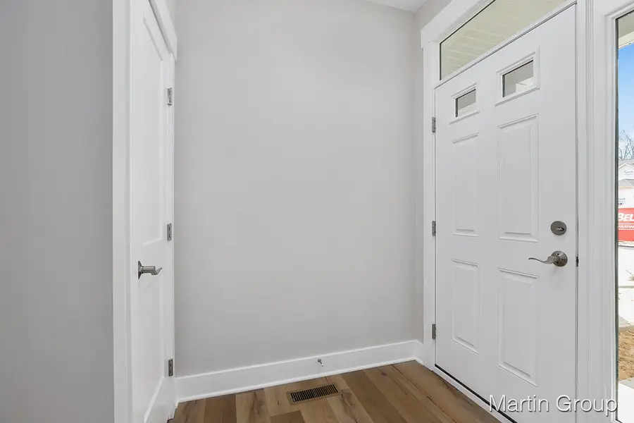 2243 Watertown Way Ne #62, Grand Rapids, MI 49505 - #2
