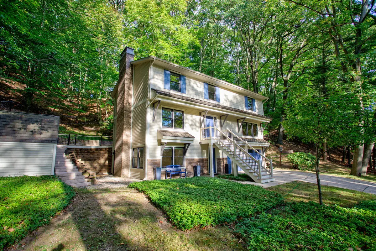 401 Stickney Ridge Road, Grand Haven, MI 49417 - #1