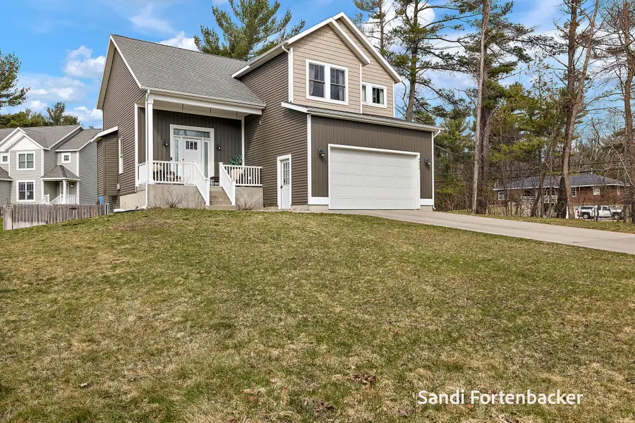 6635 Timberbrook Court, Norton Shores, MI 49444 - #2