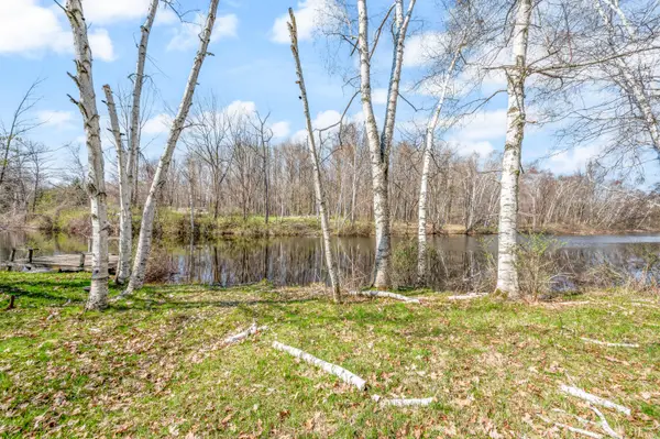 4700 Airstrip Drive, Barryton, MI 49305