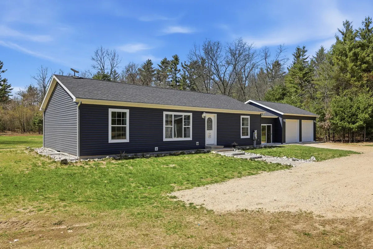 4853 Newcosta Avenue, Newaygo, MI 49337 - #1