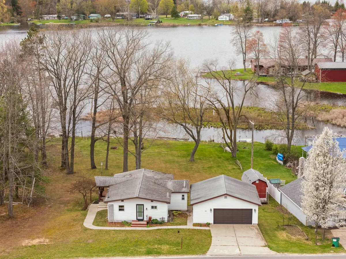 20041 E Chippewa Lake Drive, Evart, MI 49631 - #1