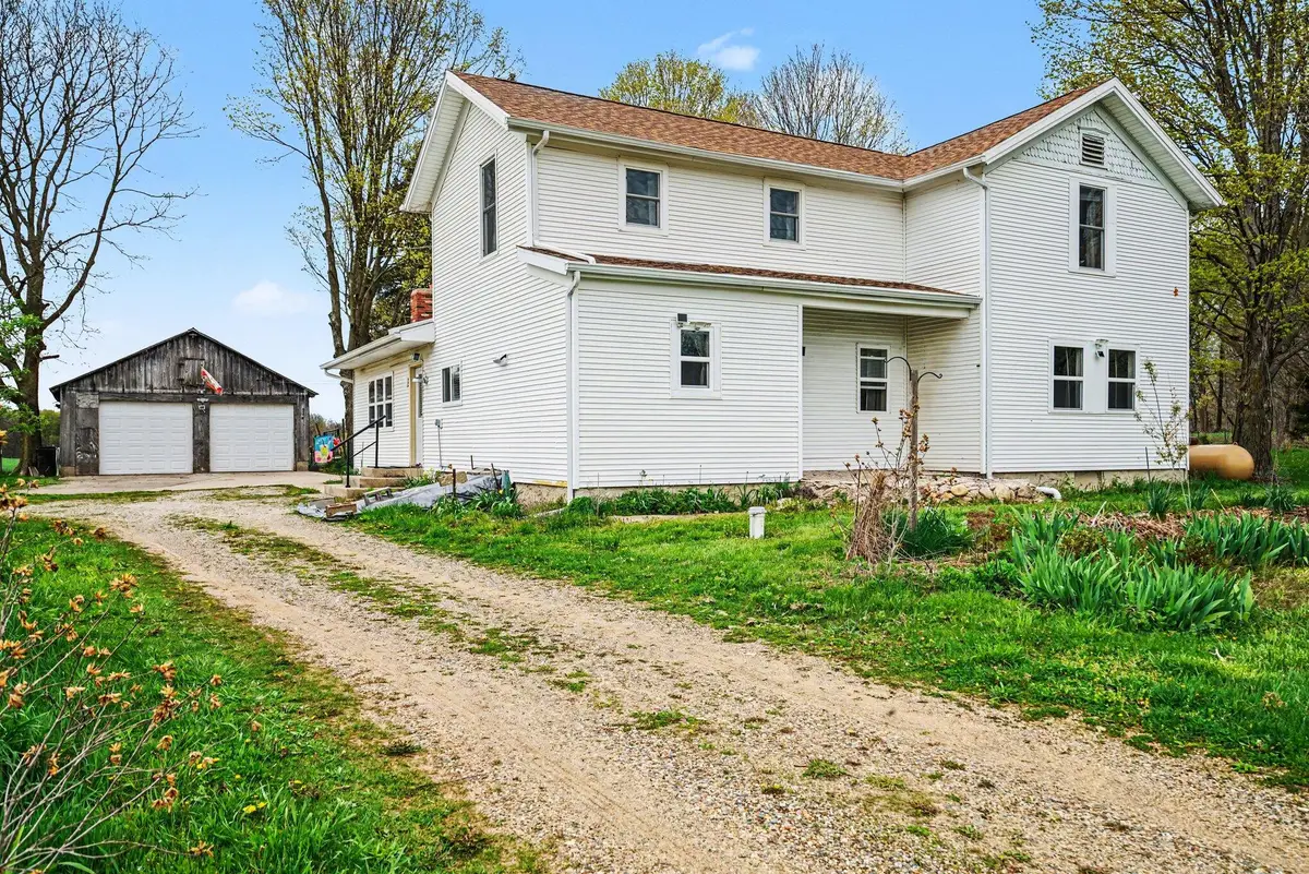 64554 M 40, Jones, MI 49061 - #1