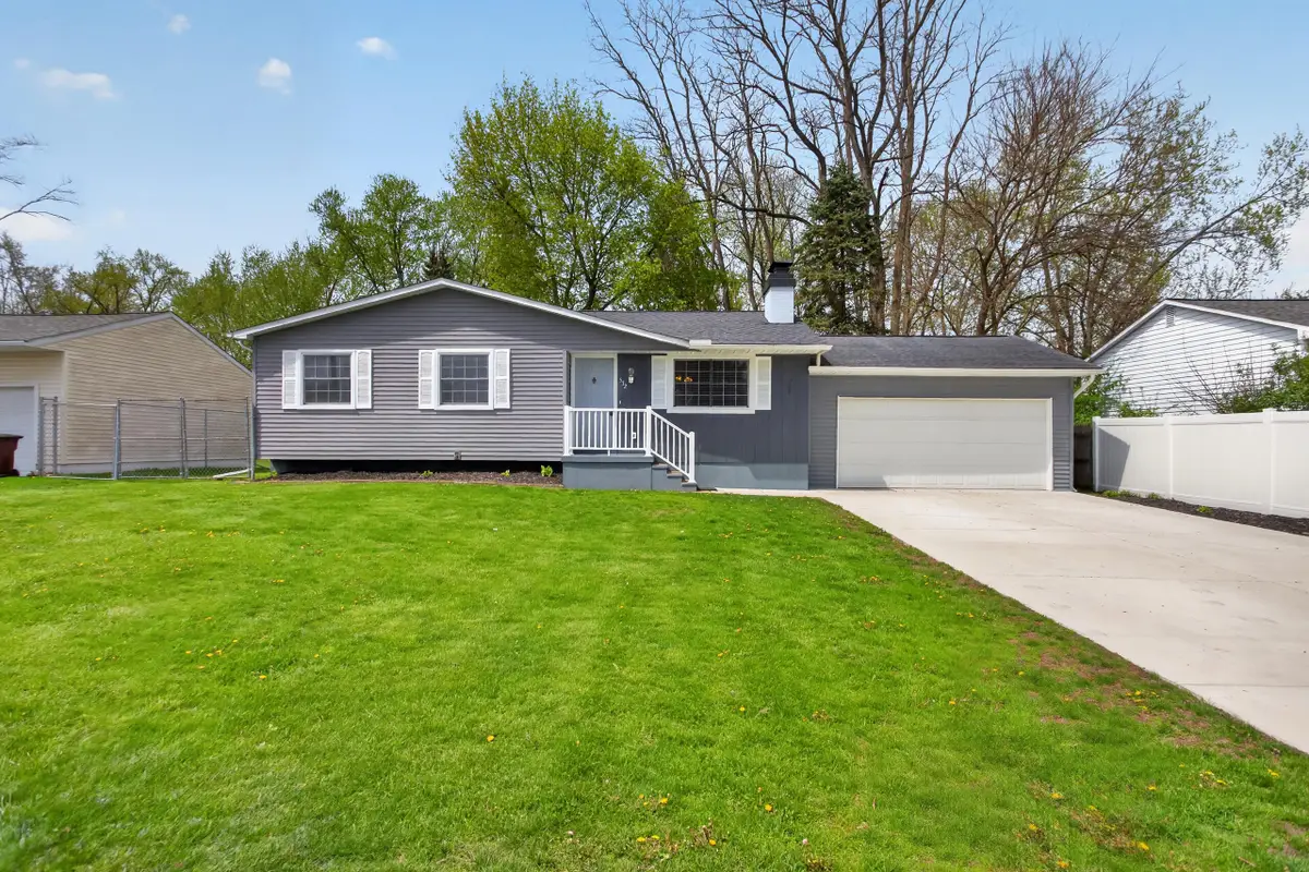 532 Robinson Road, Jackson, MI 49203 - #1