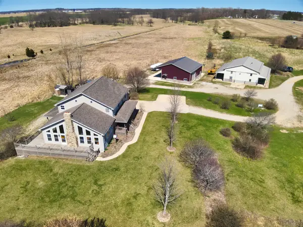 198 W Chicago Road, Coldwater, MI 49036