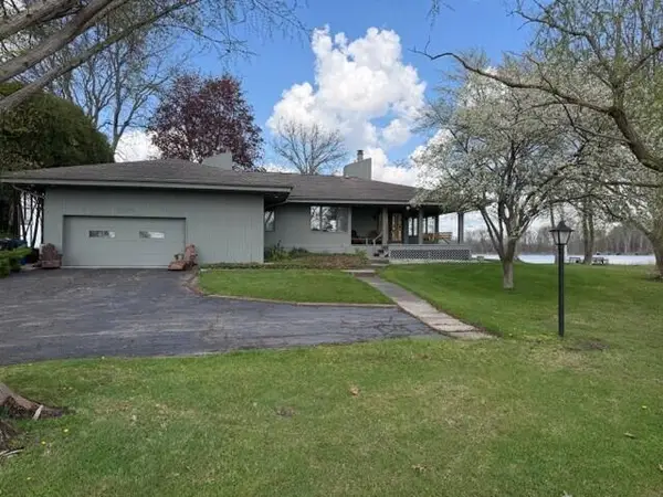 11975 E Lee Mar Drive, Vicksburg, MI 49097