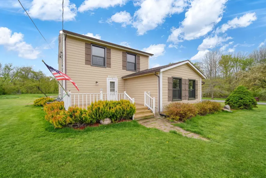 2185 W Barnes Road, Mason, MI 48854 - #2
