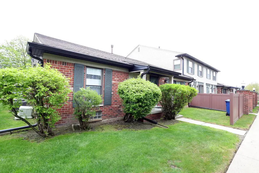 41382 Northwind Drive, Canton, MI 48188 - #2