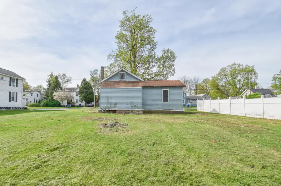 113 E Washington Street, Coldwater, MI 49036 - #2