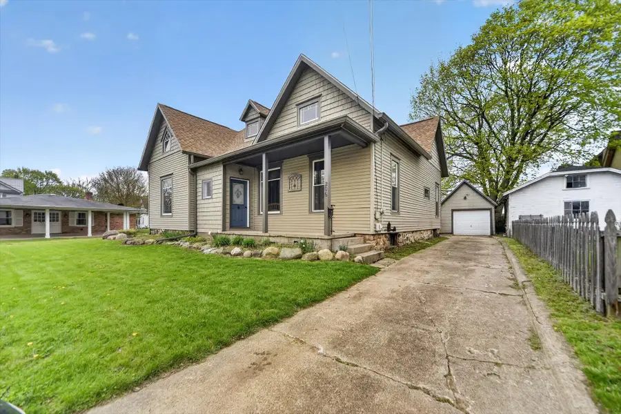 206 Exchange Street, Marshall, MI 49068 - #2