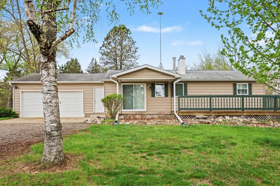 5371 Wolf Highway, Eaton Rapids, MI 48827 - #2