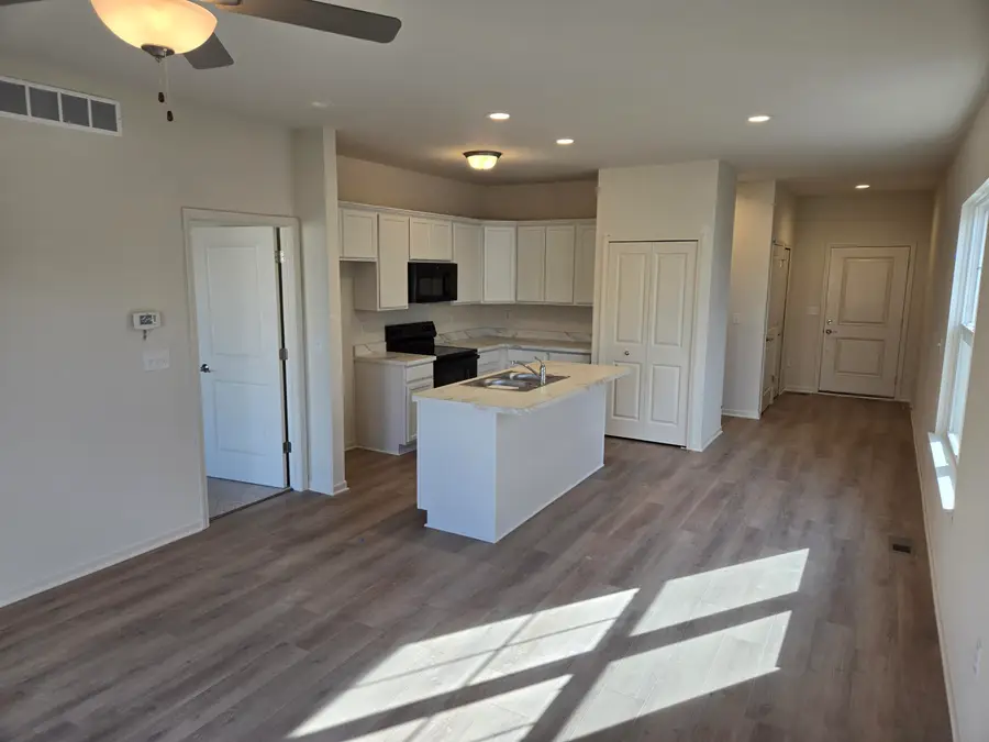4264 Plum Village Circle #40, Monroe, MI 48161 - #3