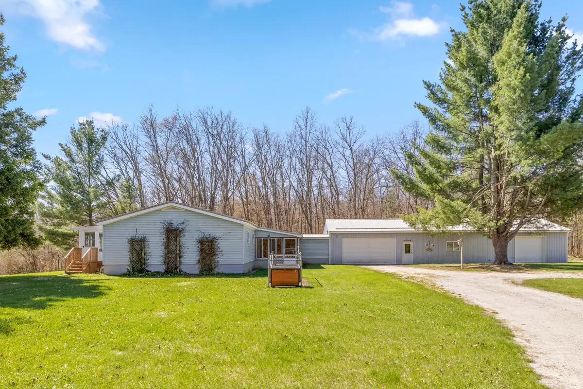 7291 S 184th Avenue, Holton, MI 49425 - #1