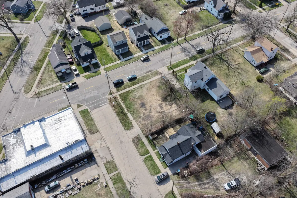 1374 Pine Street, Muskegon, MI 49442 - #1