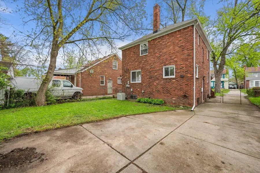 15731 Kentfield Street, Detroit, MI 48223 - #3