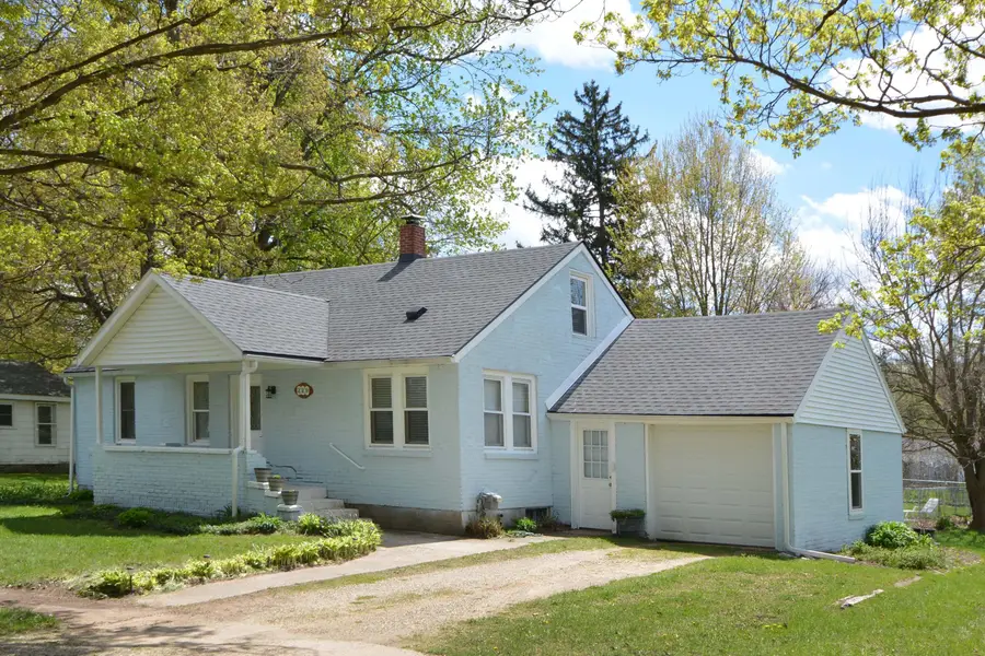 220 E James Street, Lawrence, MI 49064 - #2