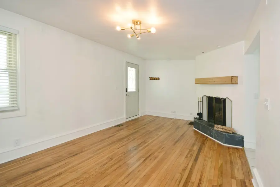 220 E James Street, Lawrence, MI 49064 - #3