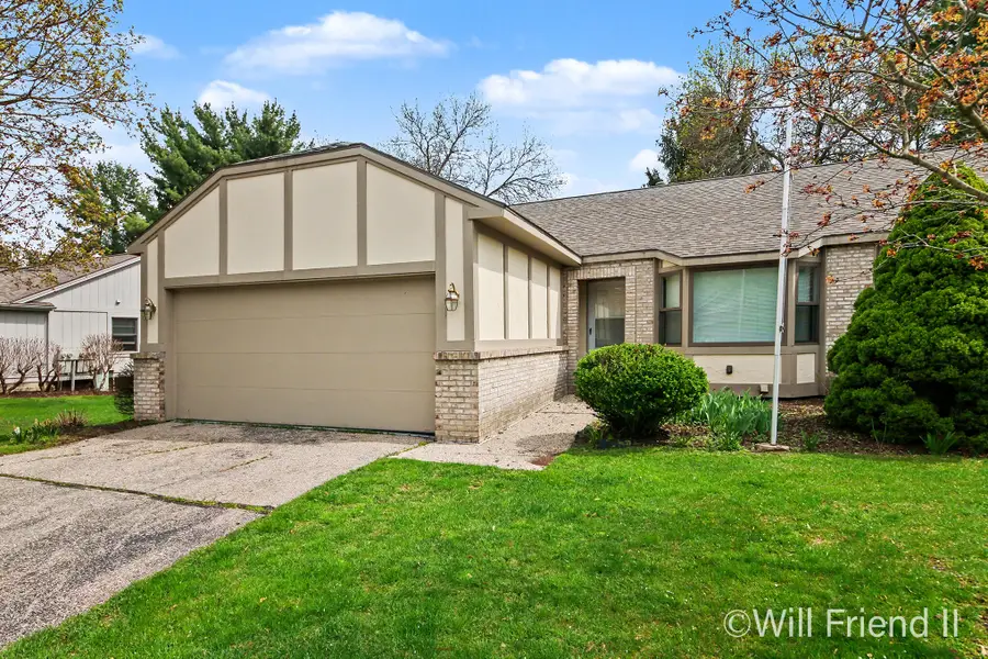 15 Skyline Circle Nw, Grand Rapids, MI 49504 - #2