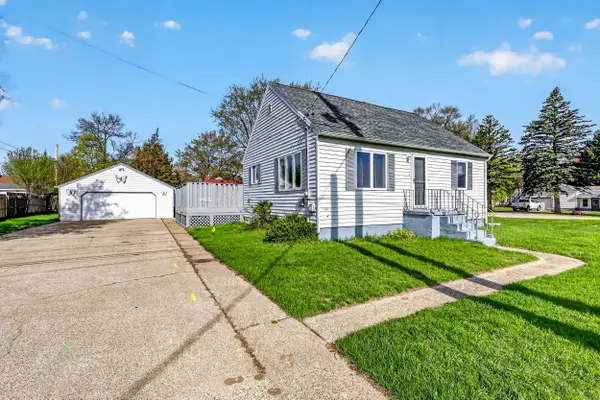 965 S Sheridan Drive, Muskegon, MI 49442