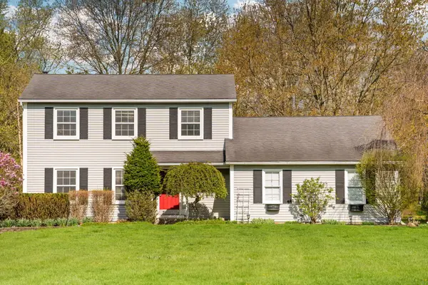 5615 Pebble Ridge Court, Ann Arbor, MI 48108