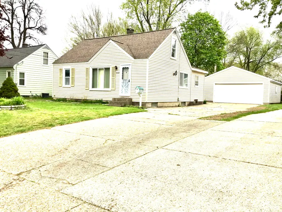 3228 Taft Avenue Sw, Wyoming, MI 49519 - #2