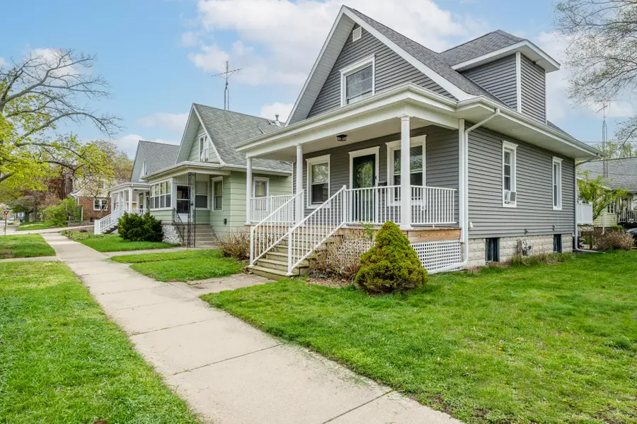 602 Howard Avenue, Saint Joseph, MI 49085 - #2