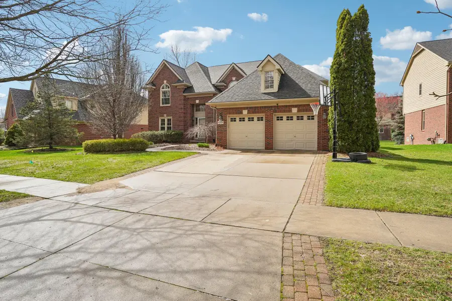 41038 Scarborough Lane, Novi, MI 48375 - #2