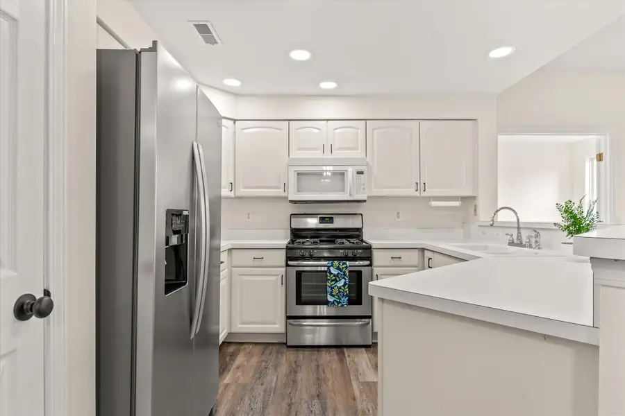 1491 Fox Pointe Circle, Ann Arbor, MI 48108 - #3