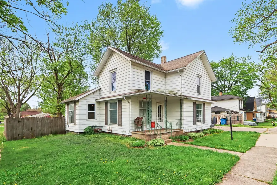 126 E South Street, Vicksburg, MI 49097 - #2
