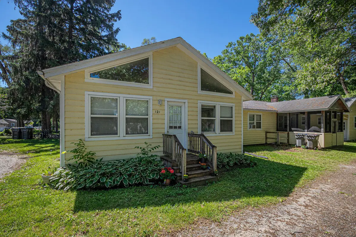 121 E Michigan Street, New Buffalo, MI 49117 - #1