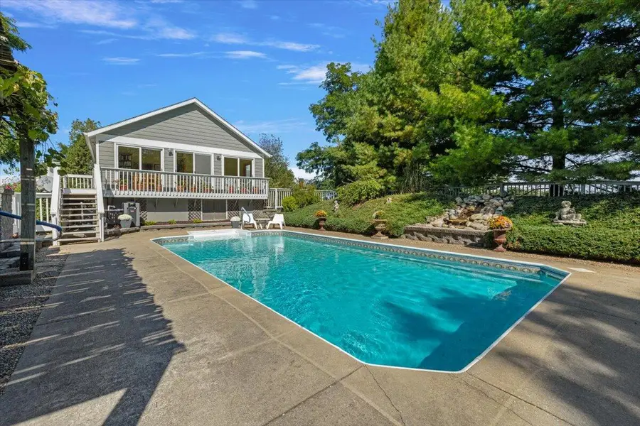 19196 Cleveland Avenue, Galien, MI 49113 - #2