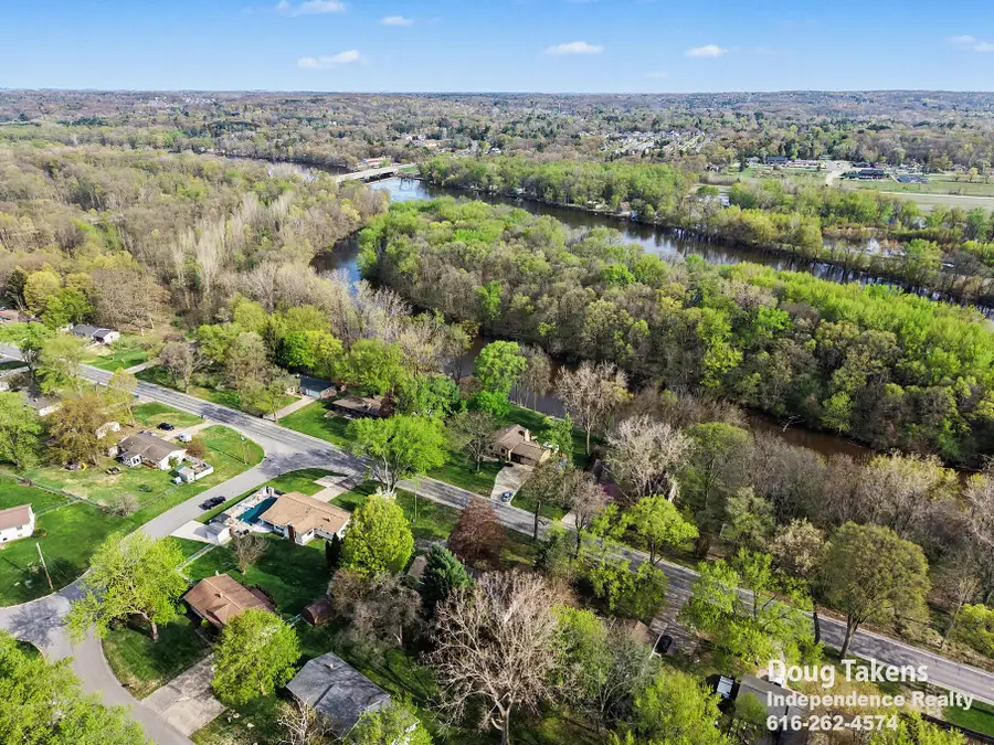 5705 Coit Avenue Ne, Grand Rapids, MI 49525 - #3