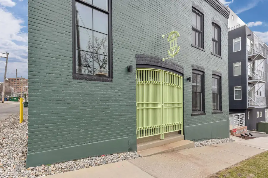 111 W Kingsley Street, Ann Arbor, MI 48103 - #2
