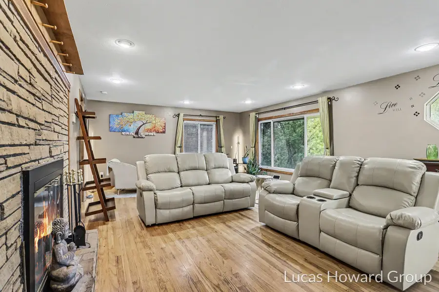 69582 S Nottawa Road, Sturgis, MI 49091 - #3