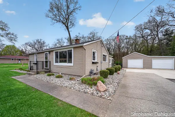 1662 N Roberts Road, Muskegon, MI 49445