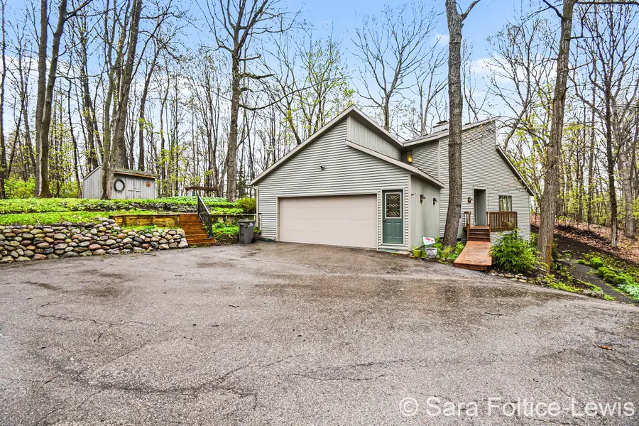 3875 Riverbend Drive Sw, Grand Rapids, MI 49534 - #3