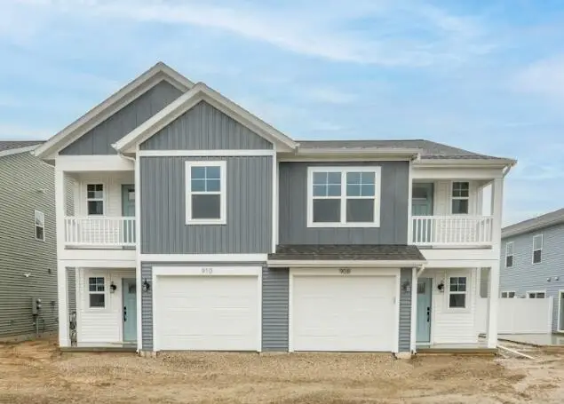 910 Indiana Avenue #12, South Haven, MI 49090 - #1