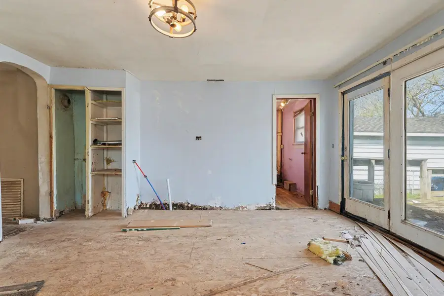 309 Spruce Street, Bay City, MI 48706 - #3